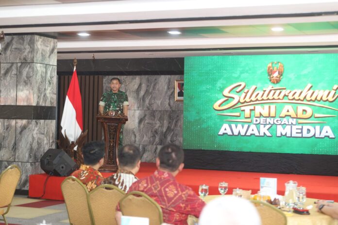 Kasad Maruli Silaturahmi Tni Ad Dengan Awak Media Holopis