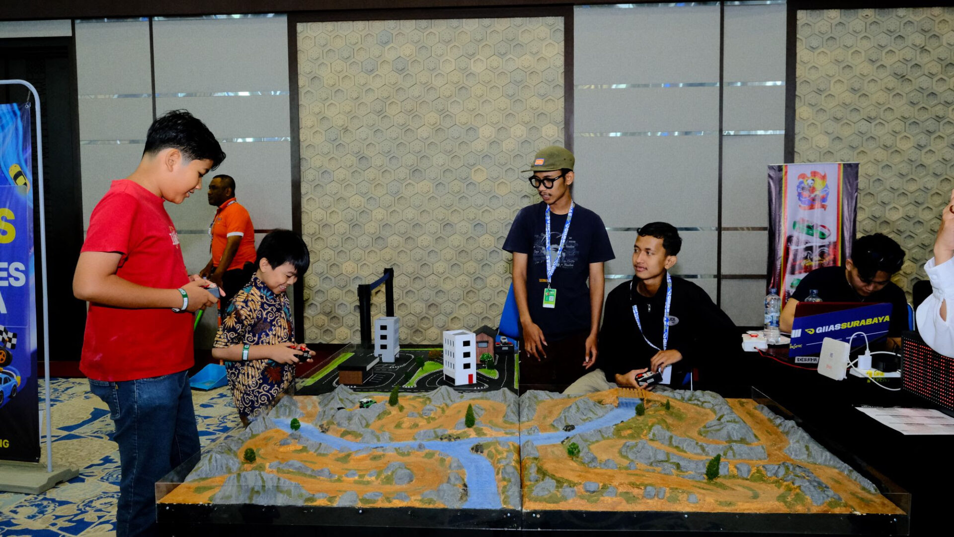 Mini Rc Giias Semarang 2026 Holopis
