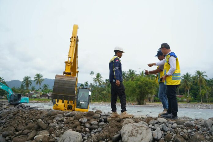 Percepat Penanganan Banjir Padang Holopis