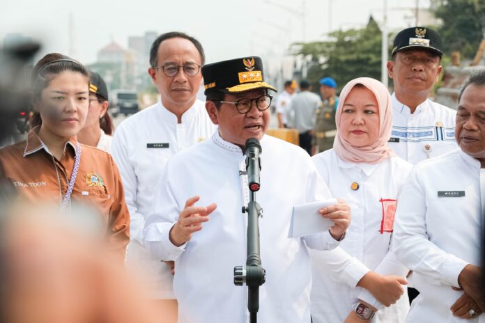 Pramono Anung Wibowo Holopis