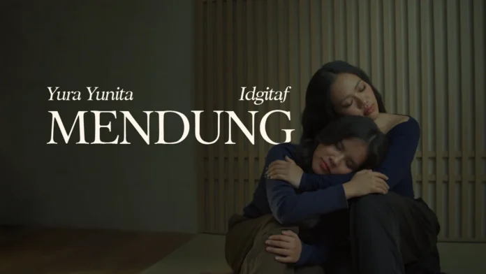 Mendung Yura Yunita Dan Idgitaf Holopis